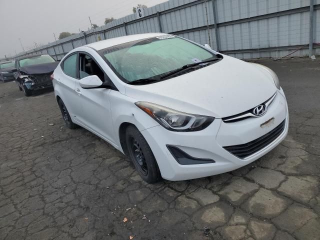 2016 Hyundai Elantra SE