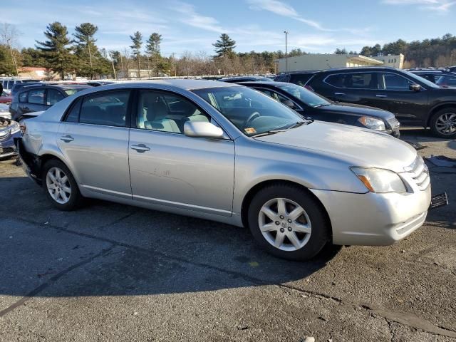 2005 Toyota Avalon XL