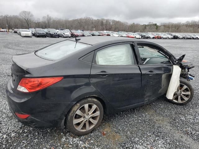 2013 Hyundai Accent GLS