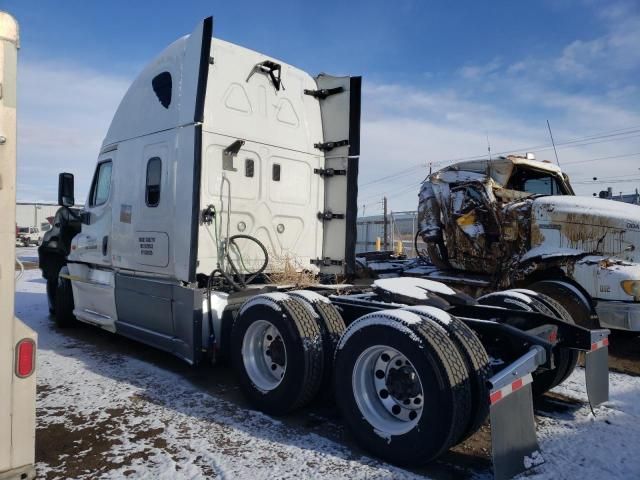 2016 Freightliner Cascadia 125