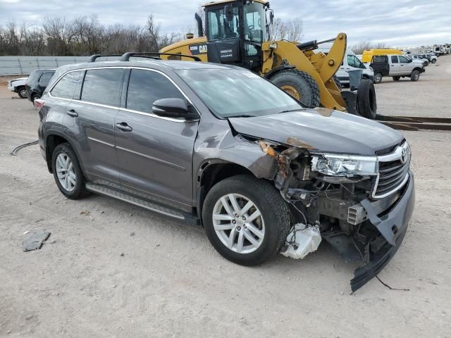 2015 Toyota Highlander LE