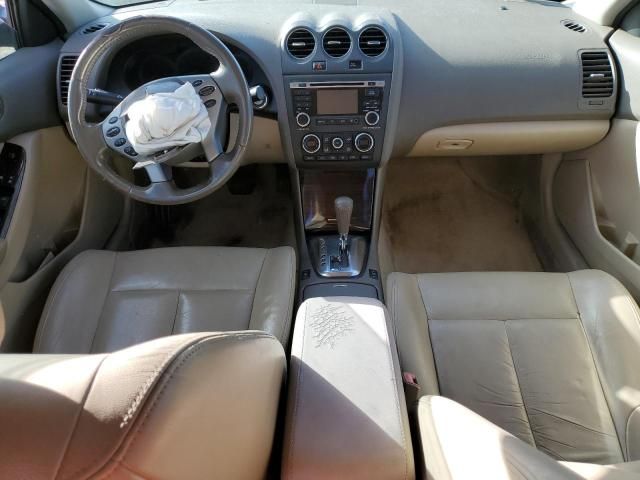 2011 Nissan Altima Base