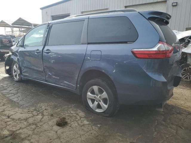 2015 Toyota Sienna LE