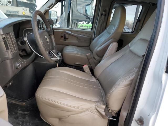 2013 Chevrolet Express G2500 LS