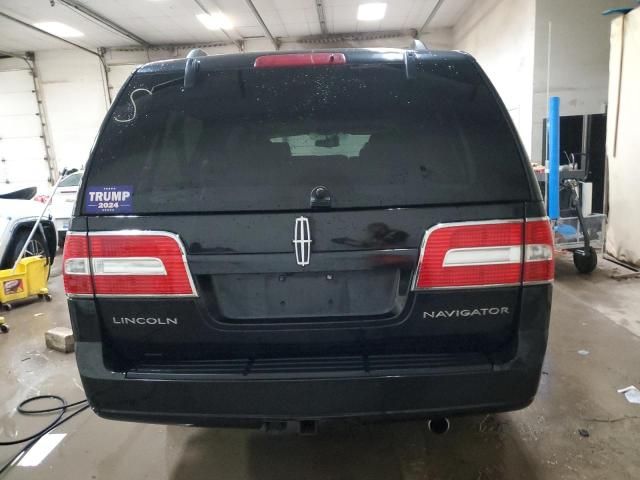 2011 Lincoln Navigator L