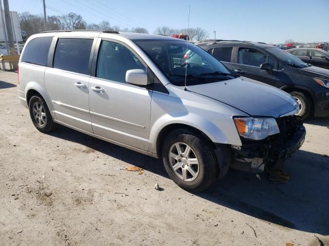 2010 Chrysler Town & Country Touring