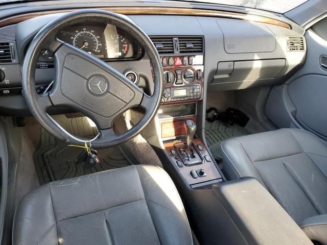 2000 Mercedes-Benz C 230