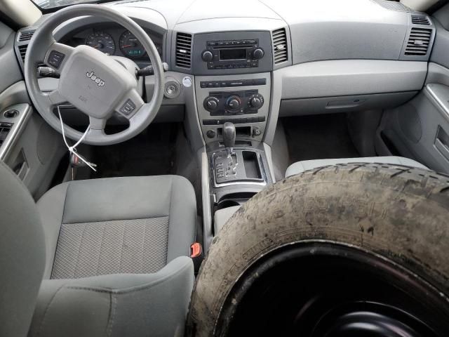 2005 Jeep Grand Cherokee Laredo