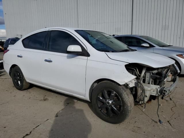 2014 Nissan Versa S