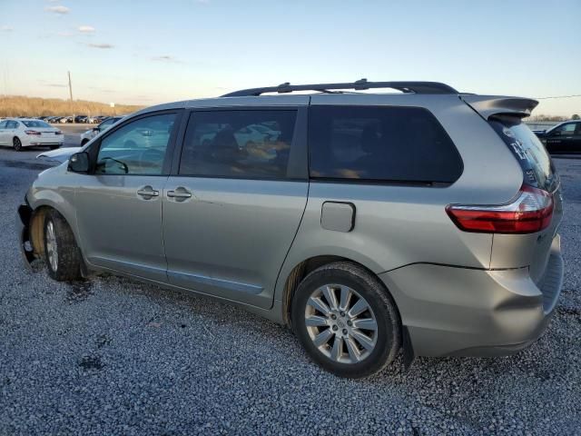 2015 Toyota Sienna LE