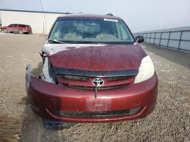 2006 Toyota Sienna CE