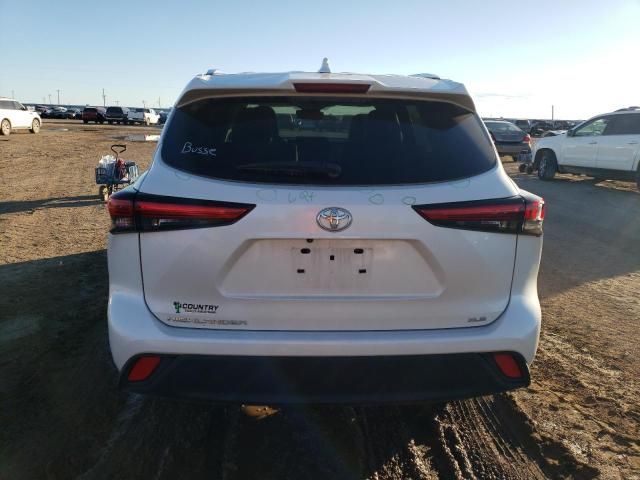 2021 Toyota Highlander XLE