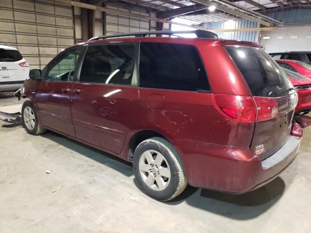 2009 Toyota Sienna CE