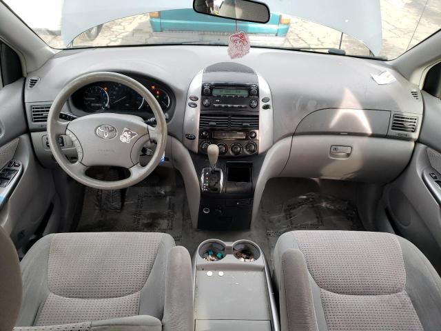 2006 Toyota Sienna CE