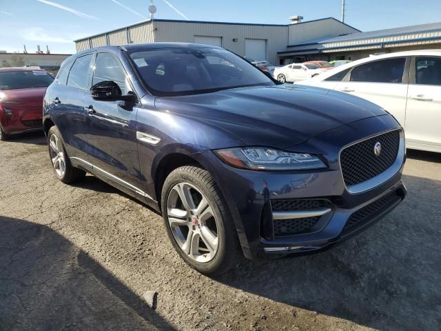 2017 Jaguar F-PACE R-Sport