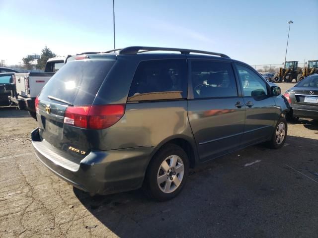 2004 Toyota Sienna CE