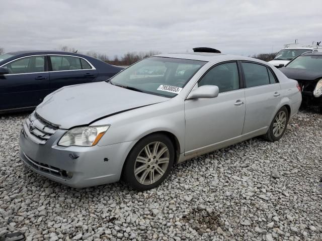 2005 Toyota Avalon XL