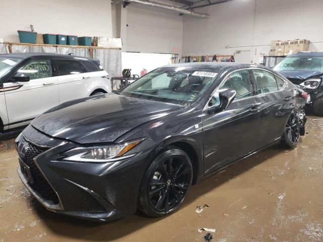 2022 Lexus ES 300H Base