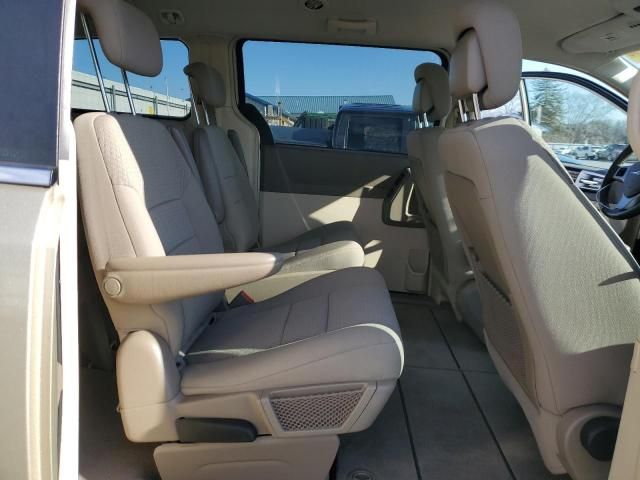 2010 Chrysler Town & Country Touring