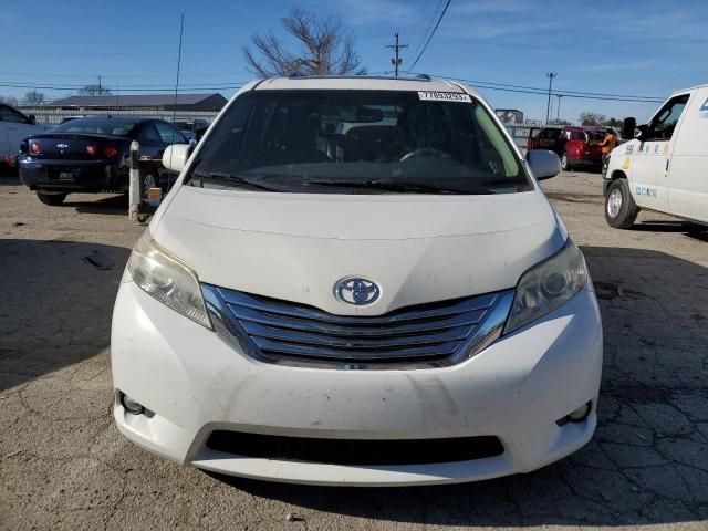 2012 Toyota Sienna XLE