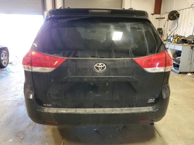 2011 Toyota Sienna XLE