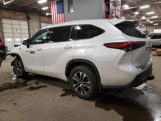 2021 Toyota Highlander Hybrid XLE