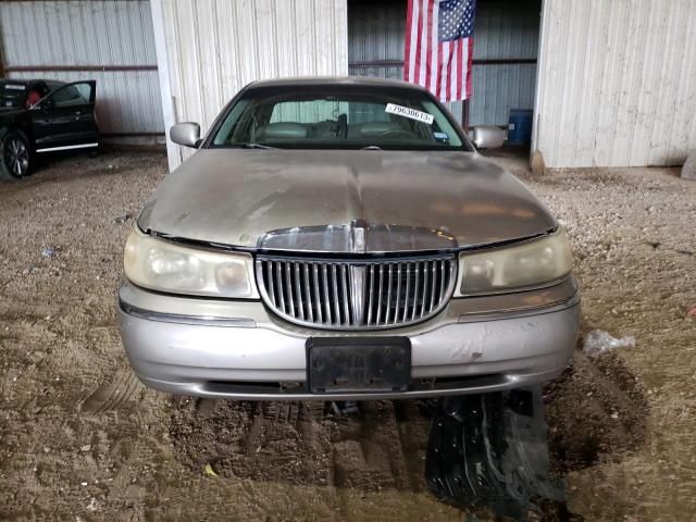 1999 Lincoln Town Car Executive