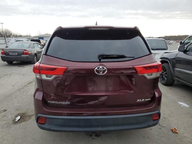 2017 Toyota Highlander SE