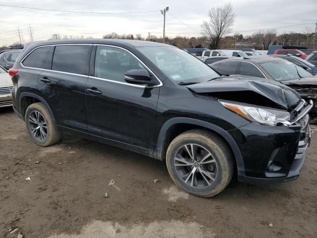 2017 Toyota Highlander LE