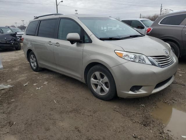 2015 Toyota Sienna LE