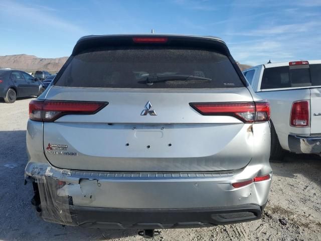 2022 Mitsubishi Outlander ES