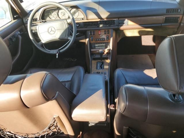 1988 Mercedes-Benz 300 SEL