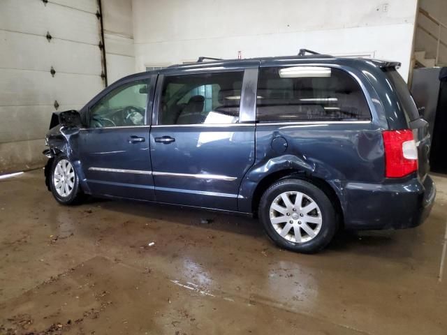 2013 Chrysler Town & Country Touring