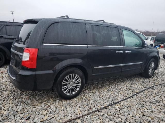 2014 Chrysler Town & Country Touring L