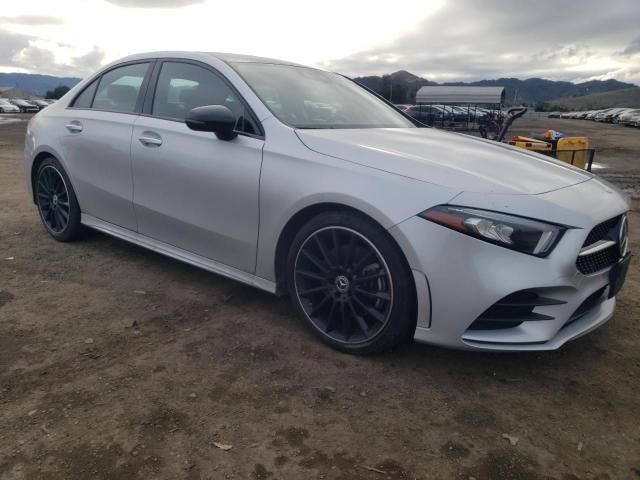 2019 Mercedes-Benz A 220