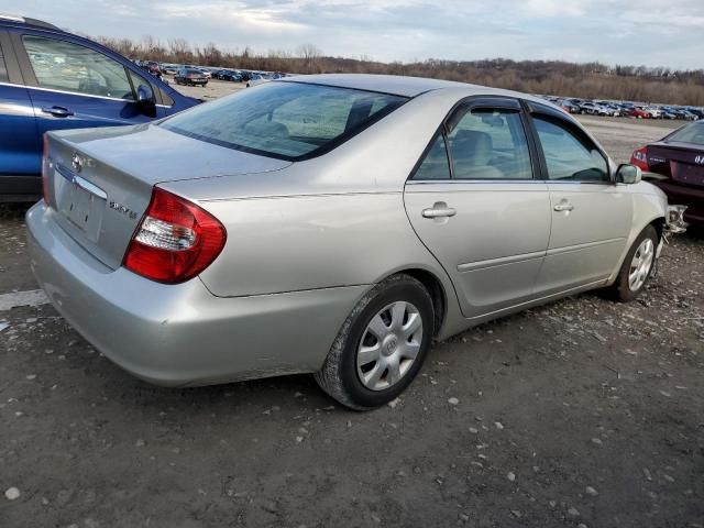 2004 Toyota Camry LE