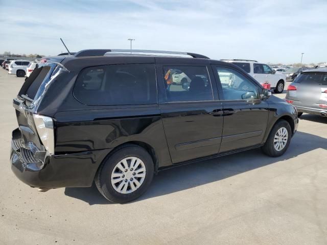 2012 KIA Sedona LX