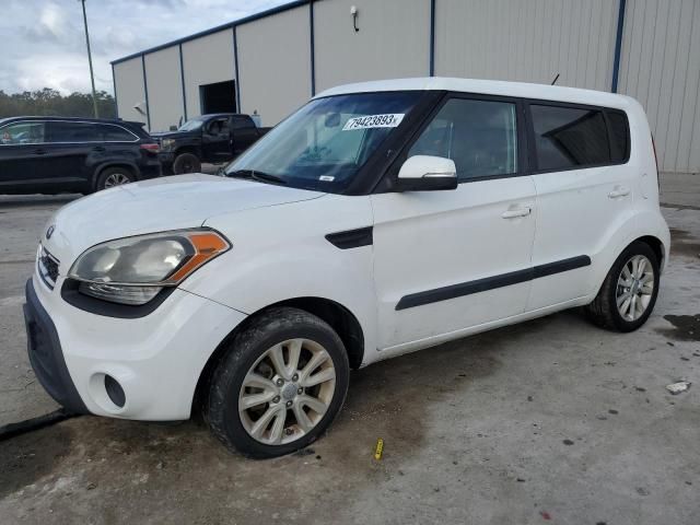 2013 KIA Soul +