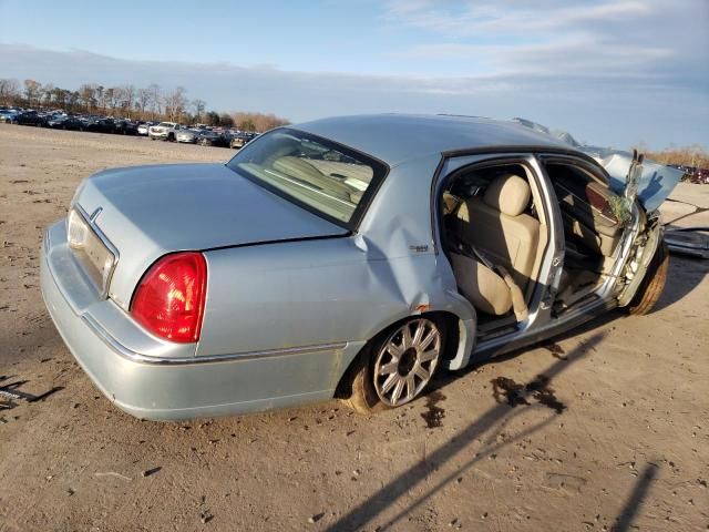 2009 Lincoln Town Car Signature Limited