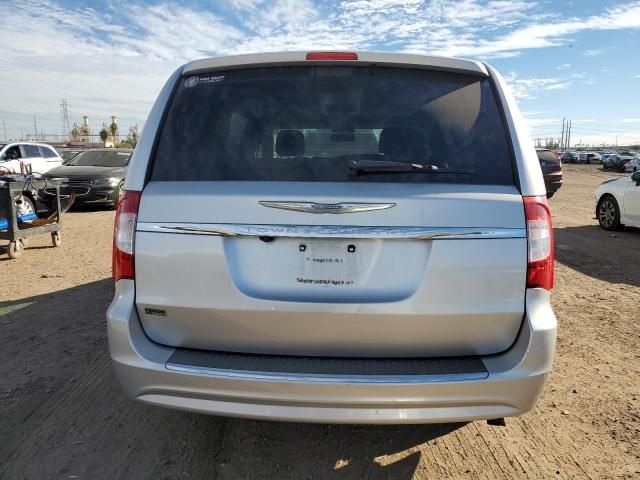 2012 Chrysler Town & Country Touring