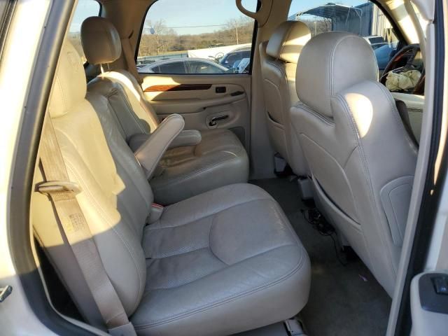 2004 Cadillac Escalade Luxury