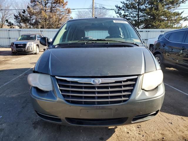 2007 Chrysler Town & Country Touring