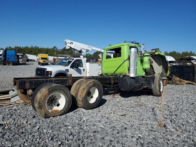 1998 Mack 600 RD600