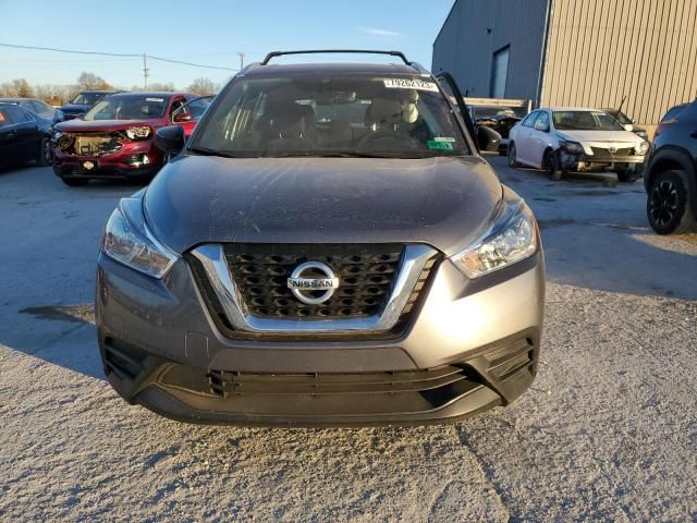 2019 Nissan Kicks S