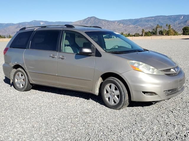 2006 Toyota Sienna CE