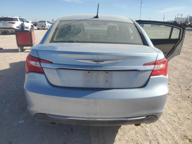 2013 Chrysler 200 Limited