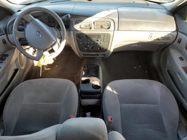 2005 Ford Taurus SE