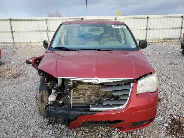 2008 Chrysler Town & Country LX