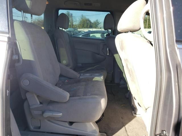 2015 Nissan Quest S