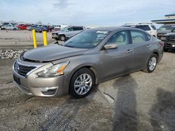 Salvage cars for sale at Earlington, KY auction: 2015 Nissan Altima 2.5